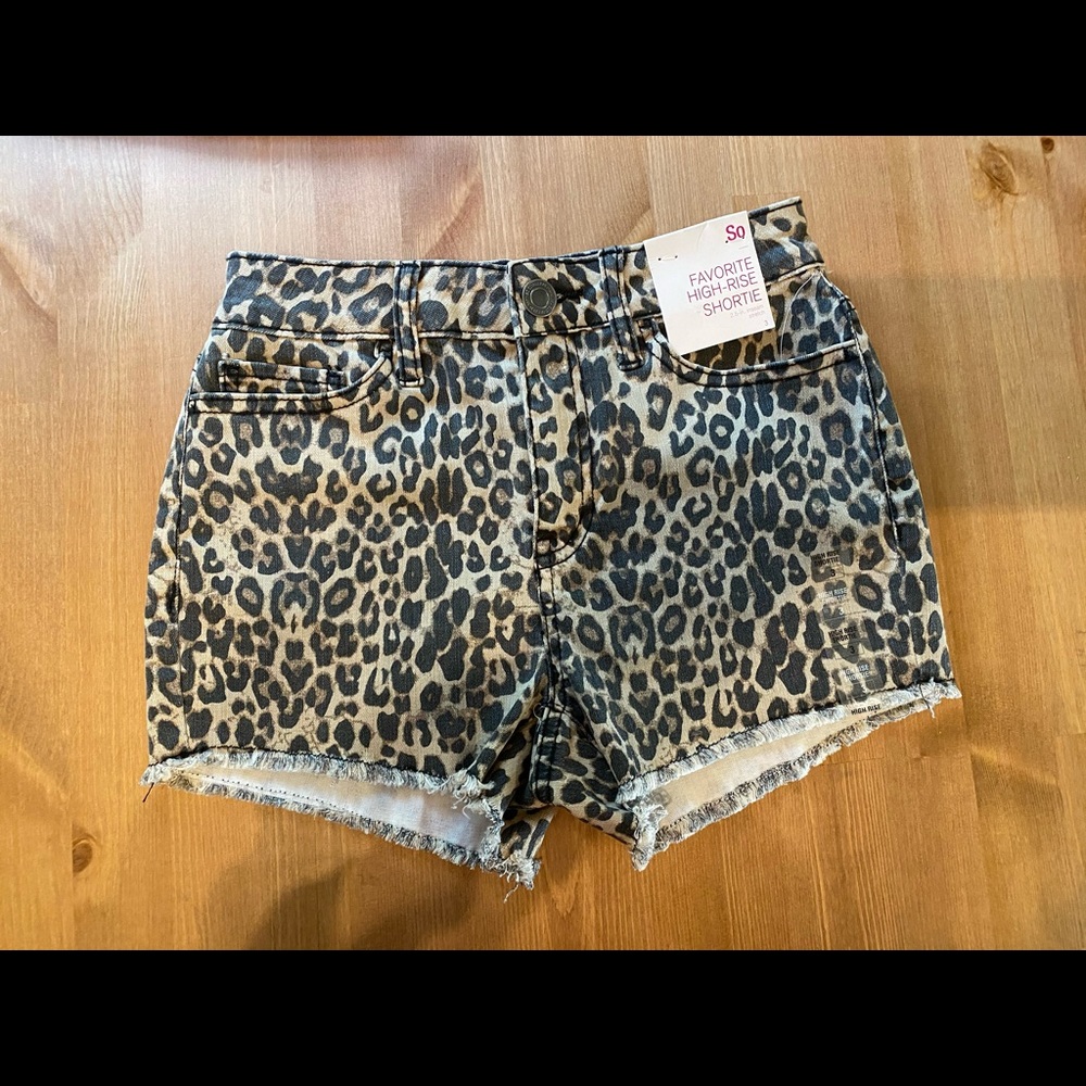 Juniors cheetah print shorts